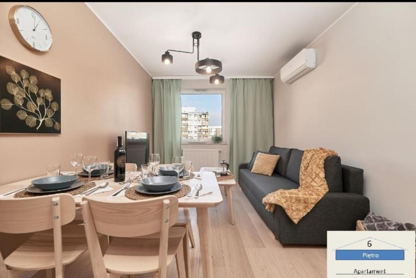 Apartamento Szóste piętro Breslavia Exterior foto